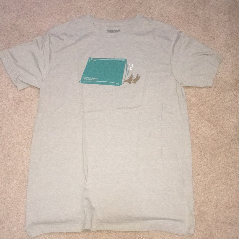 Men’s medium Patagonia t shirt